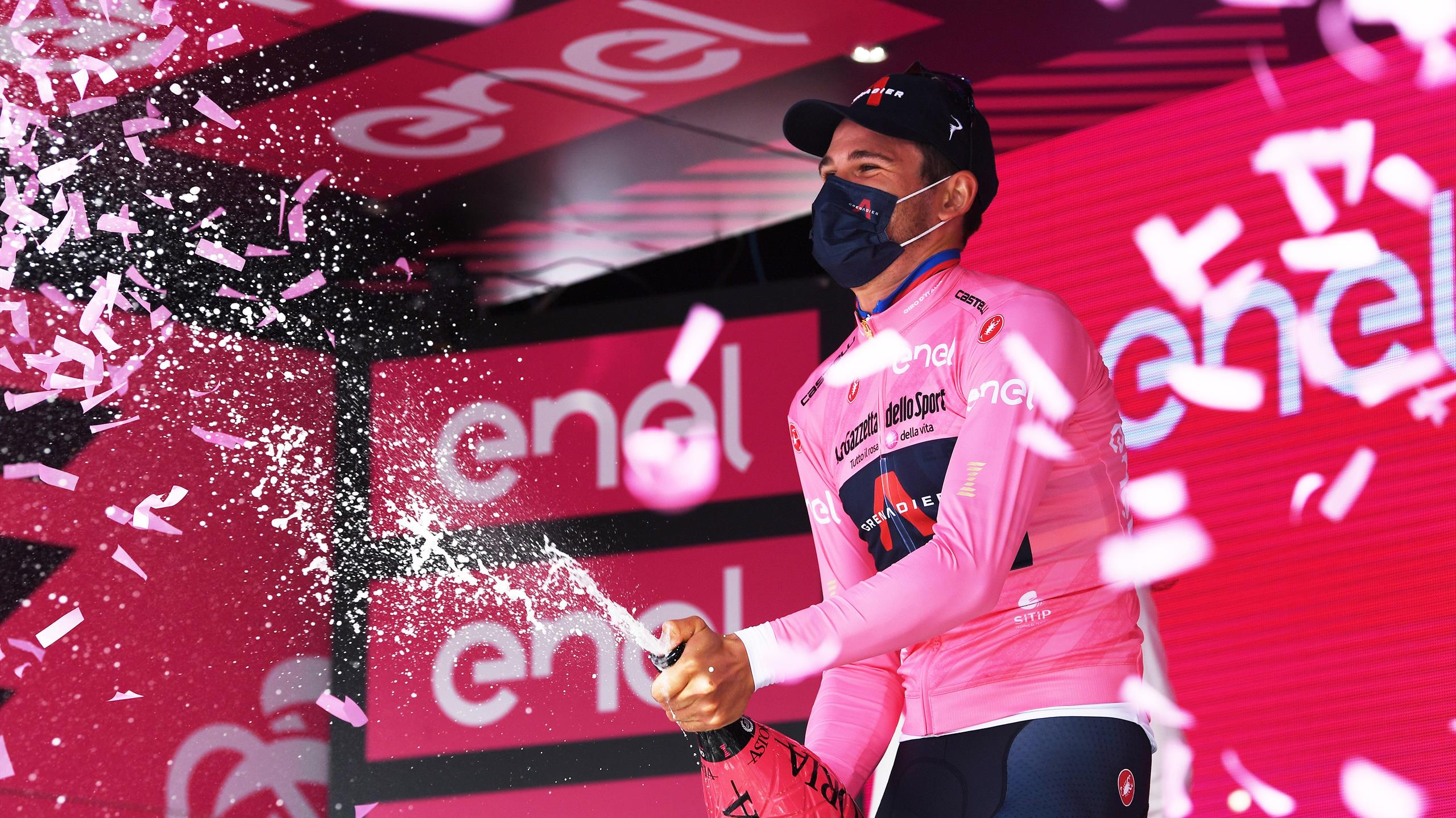 Giro 104: Pretty in Pink – The opening weekend review